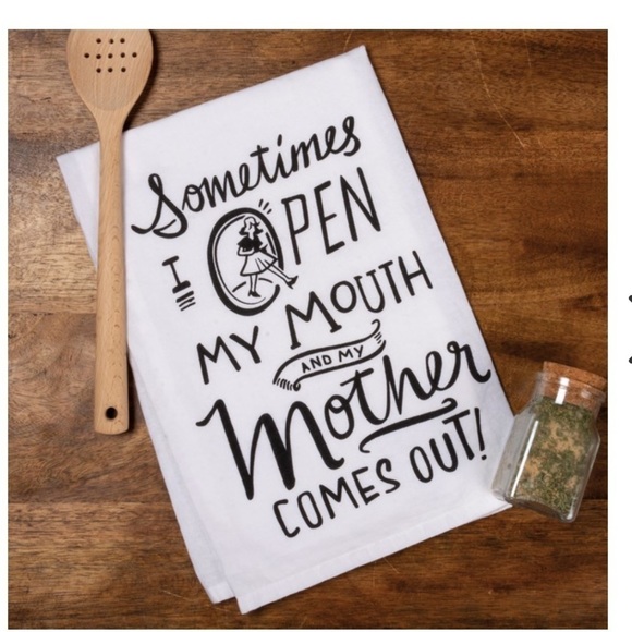 Primitives by Kathy Towel Open My Mouth & My Moth - Picture 3 of 8